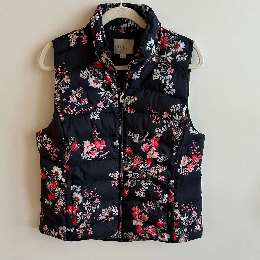 LOFT Floral Puffer Vest